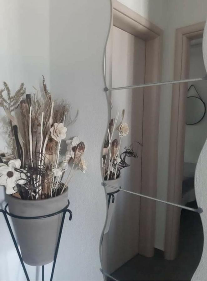 Savvas & Katerinas Appartments Neos Marmaras Bagian luar foto